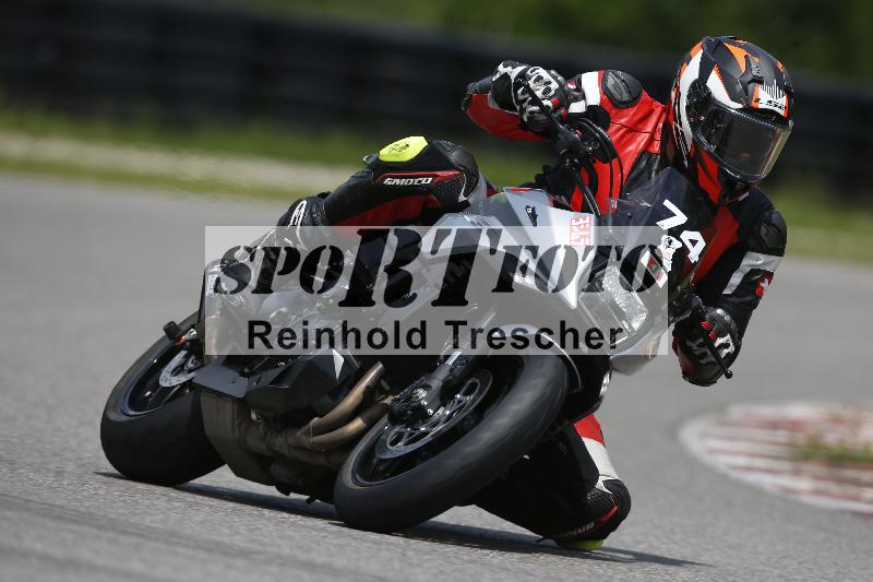 /Archiv-2024/29 12.06.2024 MOTO.CH Track Day ADR/Gruppe blau/74